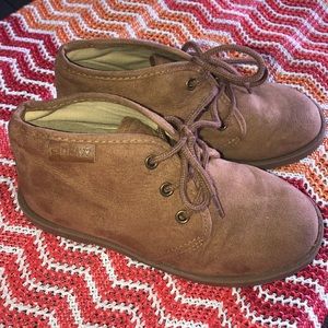 Old navy boots for toddler size 10c